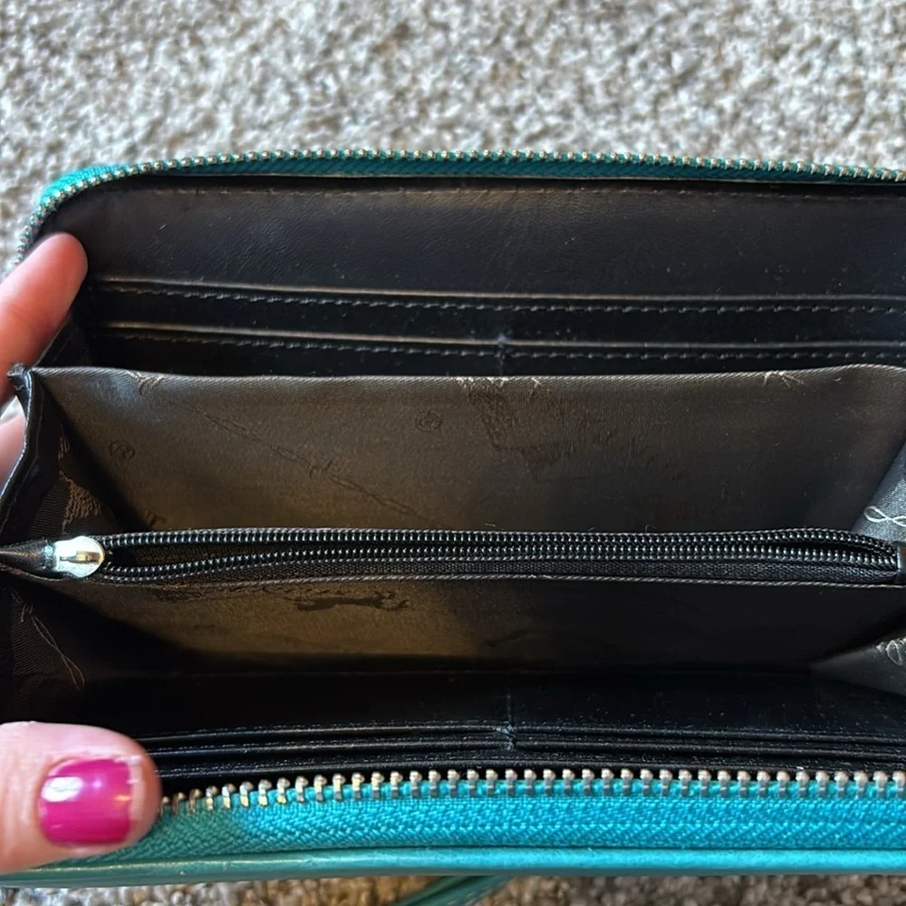 Wristlet/clutch